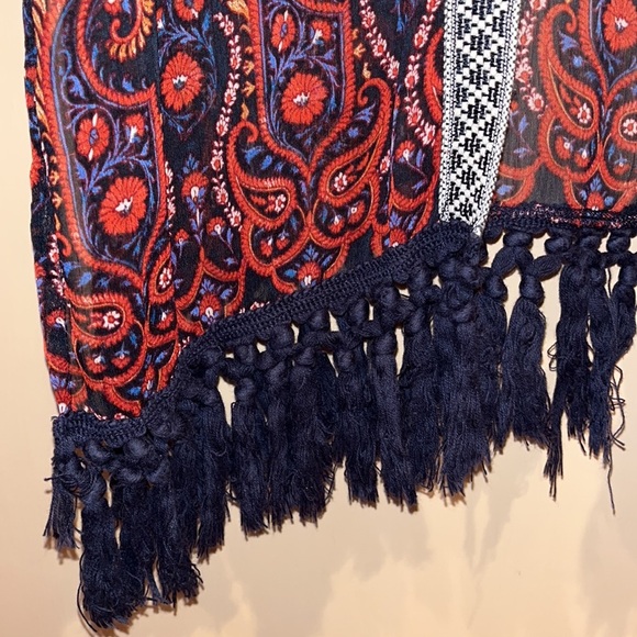 Xhilaration kimono size Large, boho style, split sides. Fringe navy blue - Picture 3 of 7